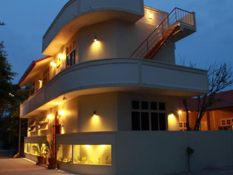 Pensión Hanifaru Transit Dharavandhoo